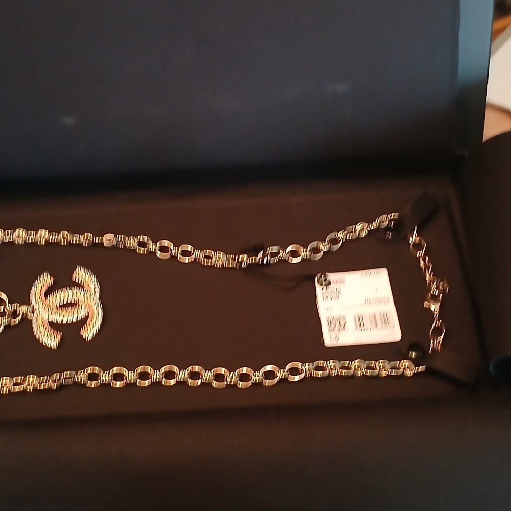 Chnal Neckless